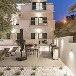 In Arbanija With Sea View, Terrace, Air Conditioning, Wifi 5139-2 Appartement *