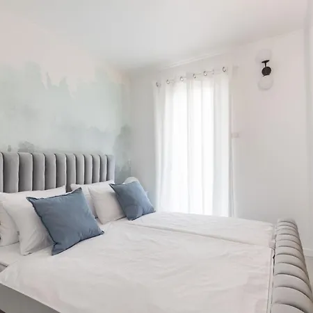 In Arbanija With Sea View, Terrace, Air Conditioning, Wifi 5139-2 * Trogir